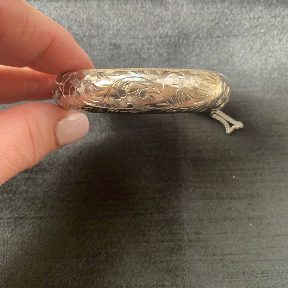 Sterling Silver Hinged Bangle Bracelet. Etched. Diamond Cut.